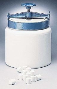 Mill Jar Porcelain 10.oz .3L