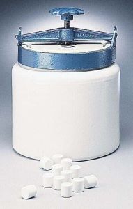 Mill Jar Porcelain 192 oz